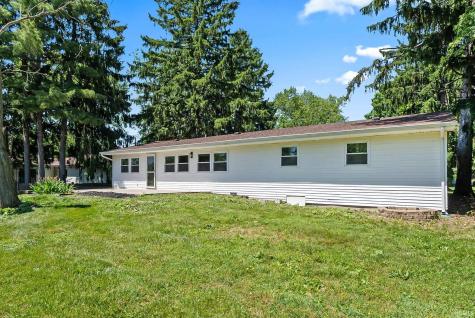 7234 Riverton Drive Fort Wayne IN 46825