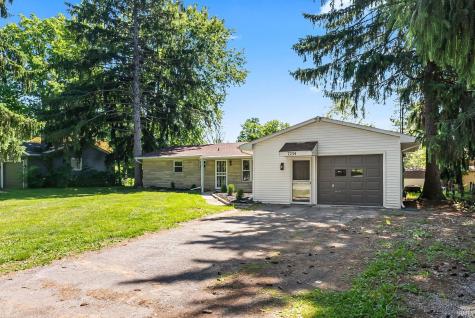 7234 Riverton Drive Fort Wayne IN 46825
