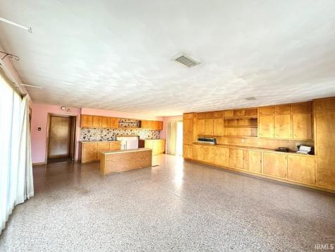 10786 E Street Road 56 Road Otwell IN 47564