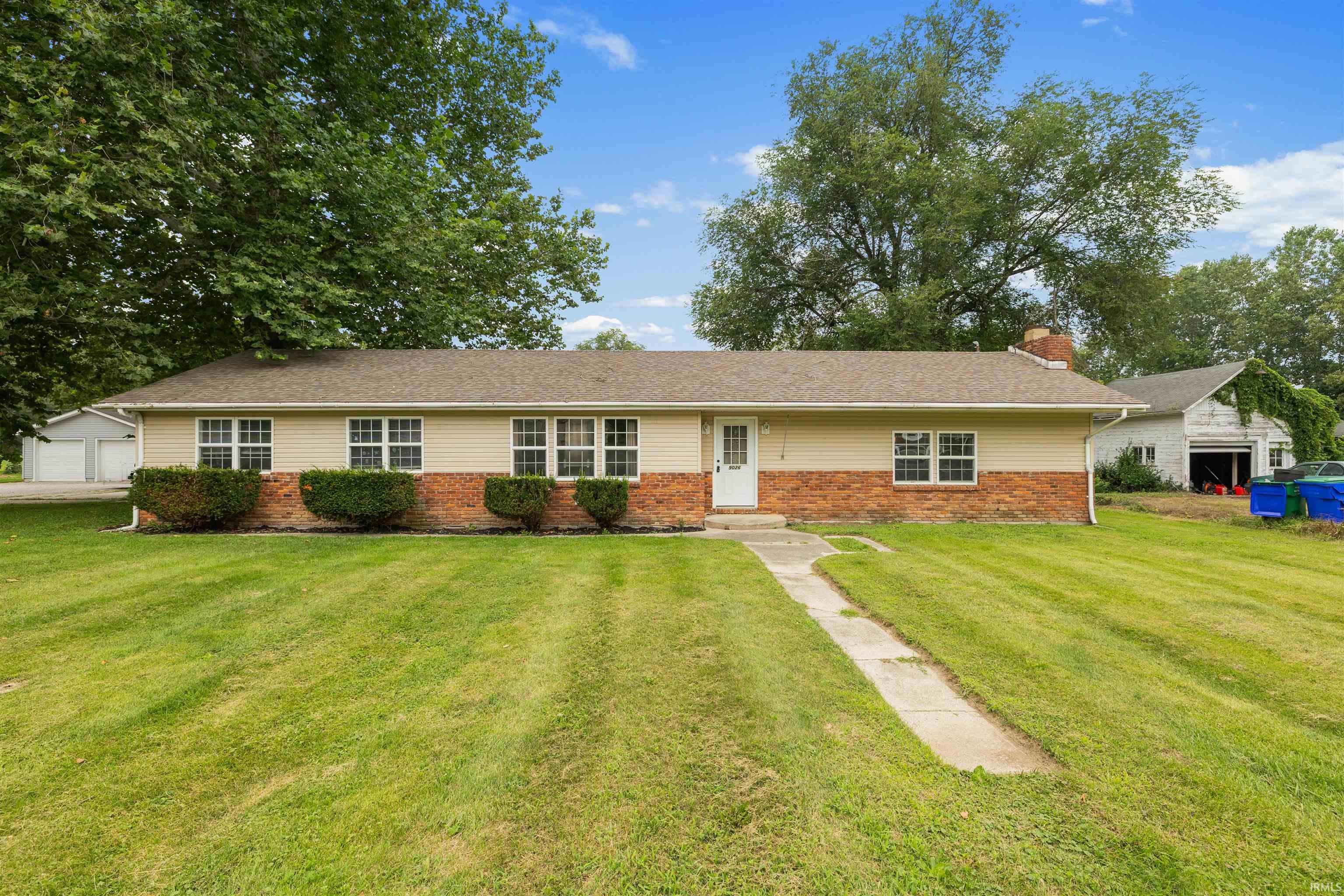 9026 Aboite Road Roanoke IN 46783