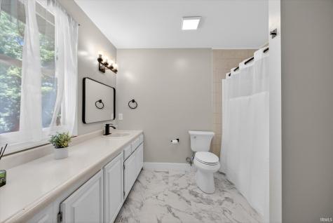4307 E Cricket Knoll Bloomington IN 47401