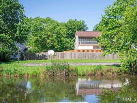 4307 E Cricket Knoll Bloomington IN 47401