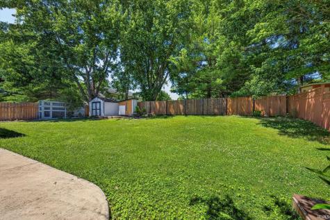 4307 E Cricket Knoll Bloomington IN 47401