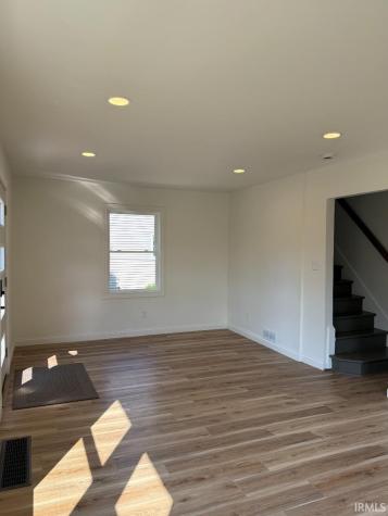1218 Woodlawn Boulevard South Bend IN 46616