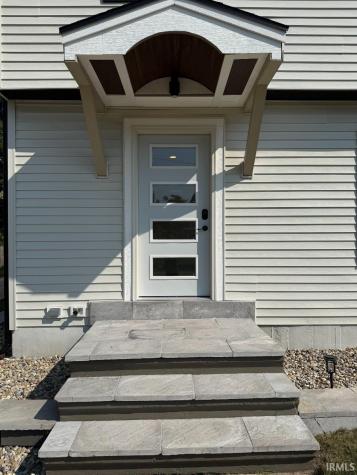 1218 Woodlawn Boulevard South Bend IN 46616