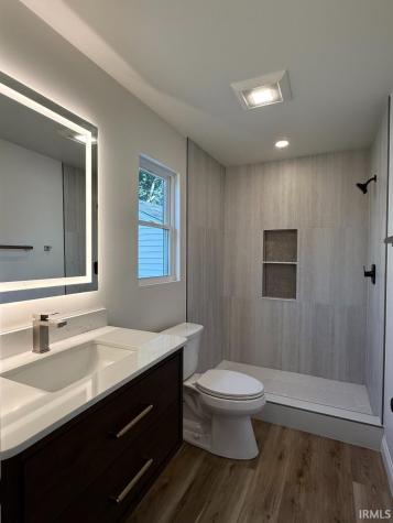 1218 Woodlawn Boulevard South Bend IN 46616