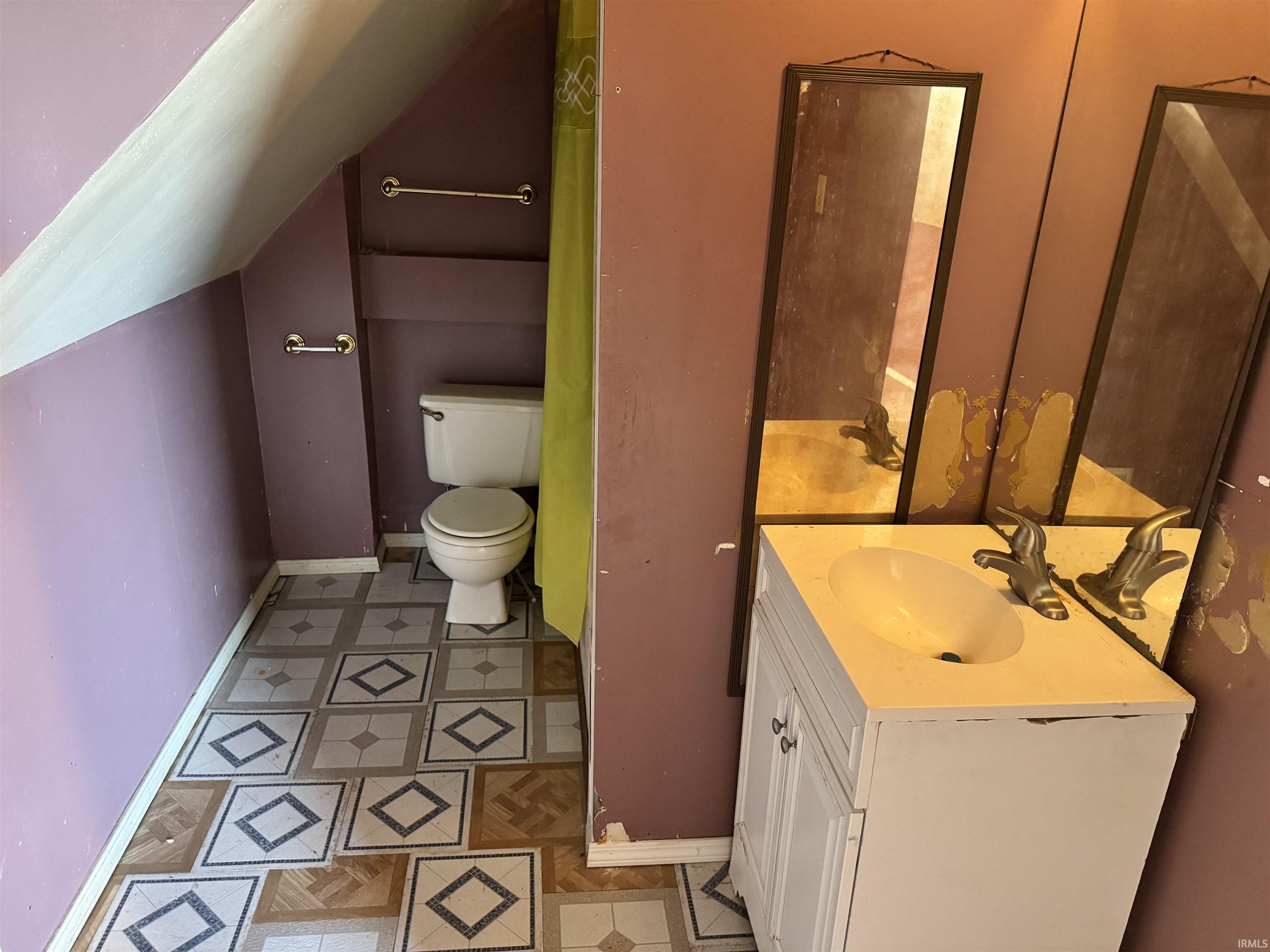 214 E Broadway Street South Bend IN 46601