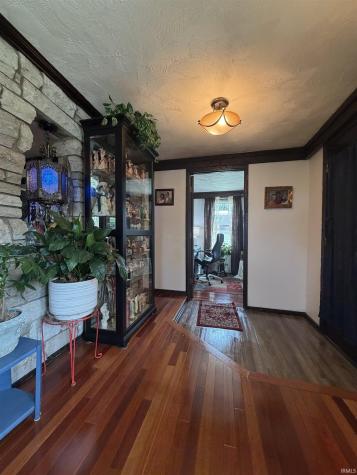 702 NW 2nd Street Washington IN 47501