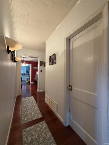 702 NW 2nd Street Washington IN 47501