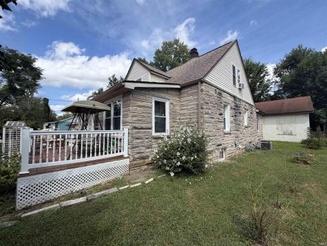 702 NW 2nd Street Washington IN 47501