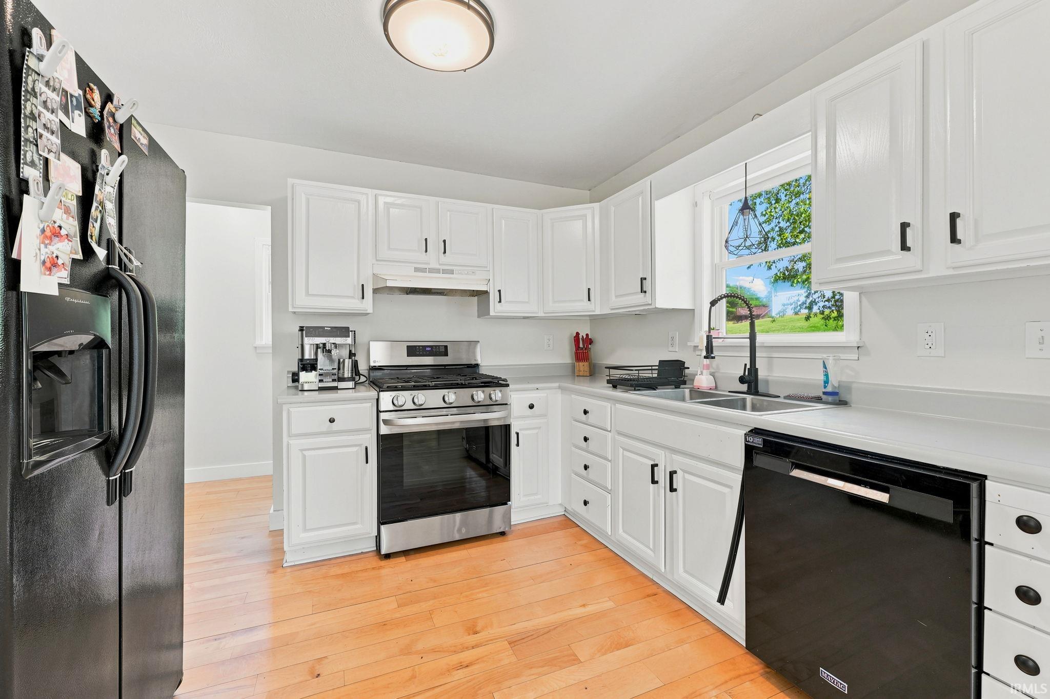 11975 W W State Road 120 Road Middlebury IN 46540