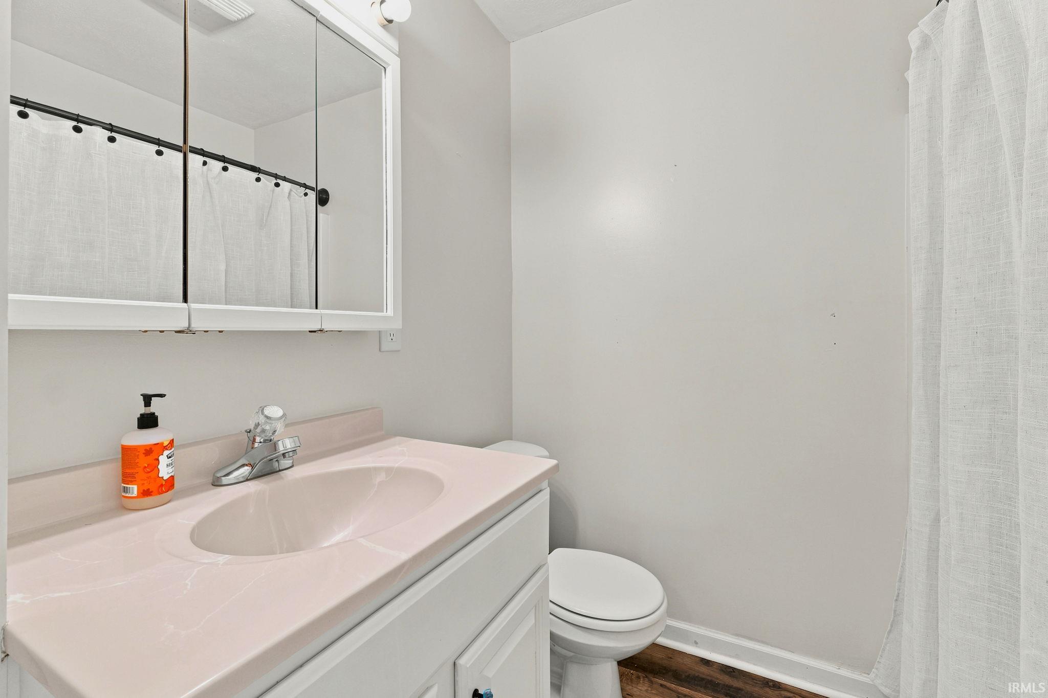 11975 W W State Road 120 Road Middlebury IN 46540