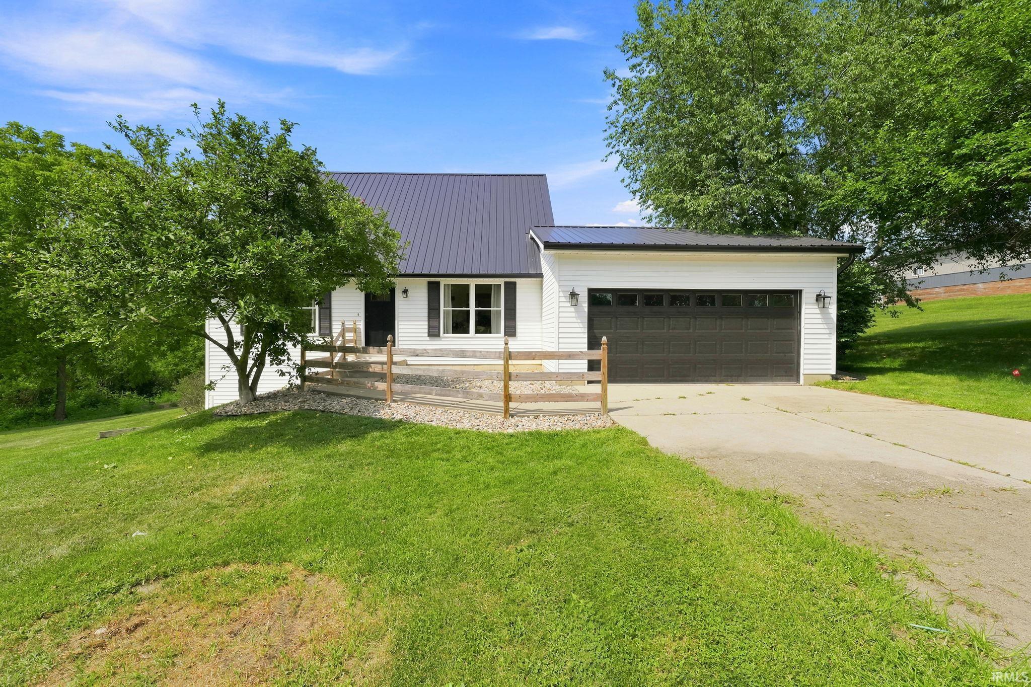 11975 W W State Road 120 Road Middlebury IN 46540