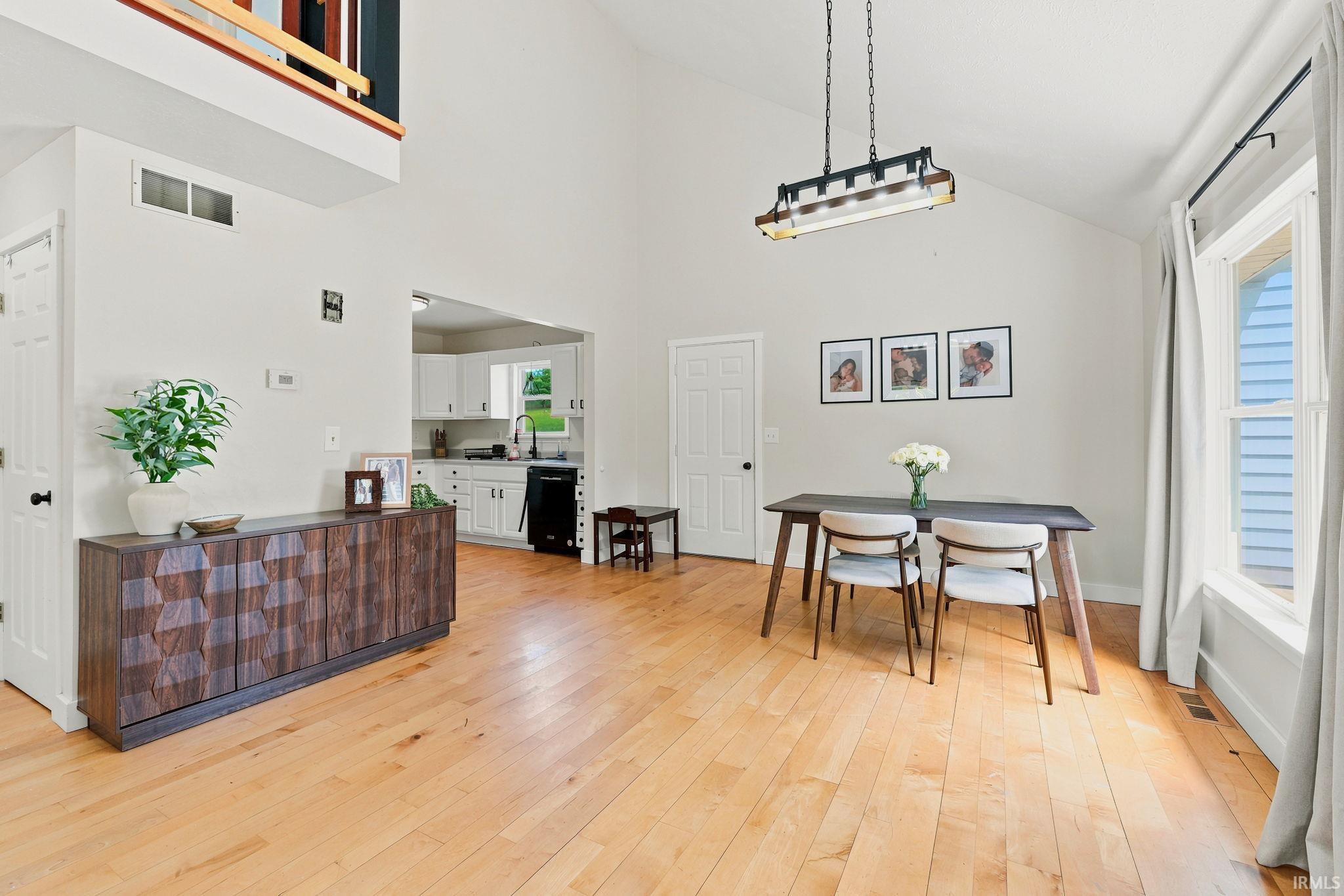 11975 W W State Road 120 Road Middlebury IN 46540