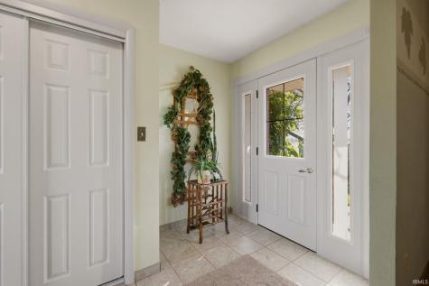 2116 Pleasant Ridge Road Fort Wayne IN 46819