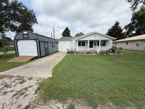 1420 Dewolf Street Vincennes IN 47591
