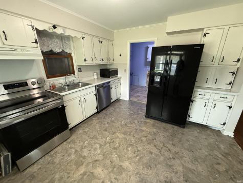 1420 Dewolf Street Vincennes IN 47591