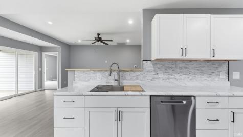4415 Wayne Trace Fort Wayne IN 46806