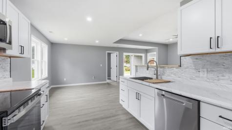 4415 Wayne Trace Fort Wayne IN 46806