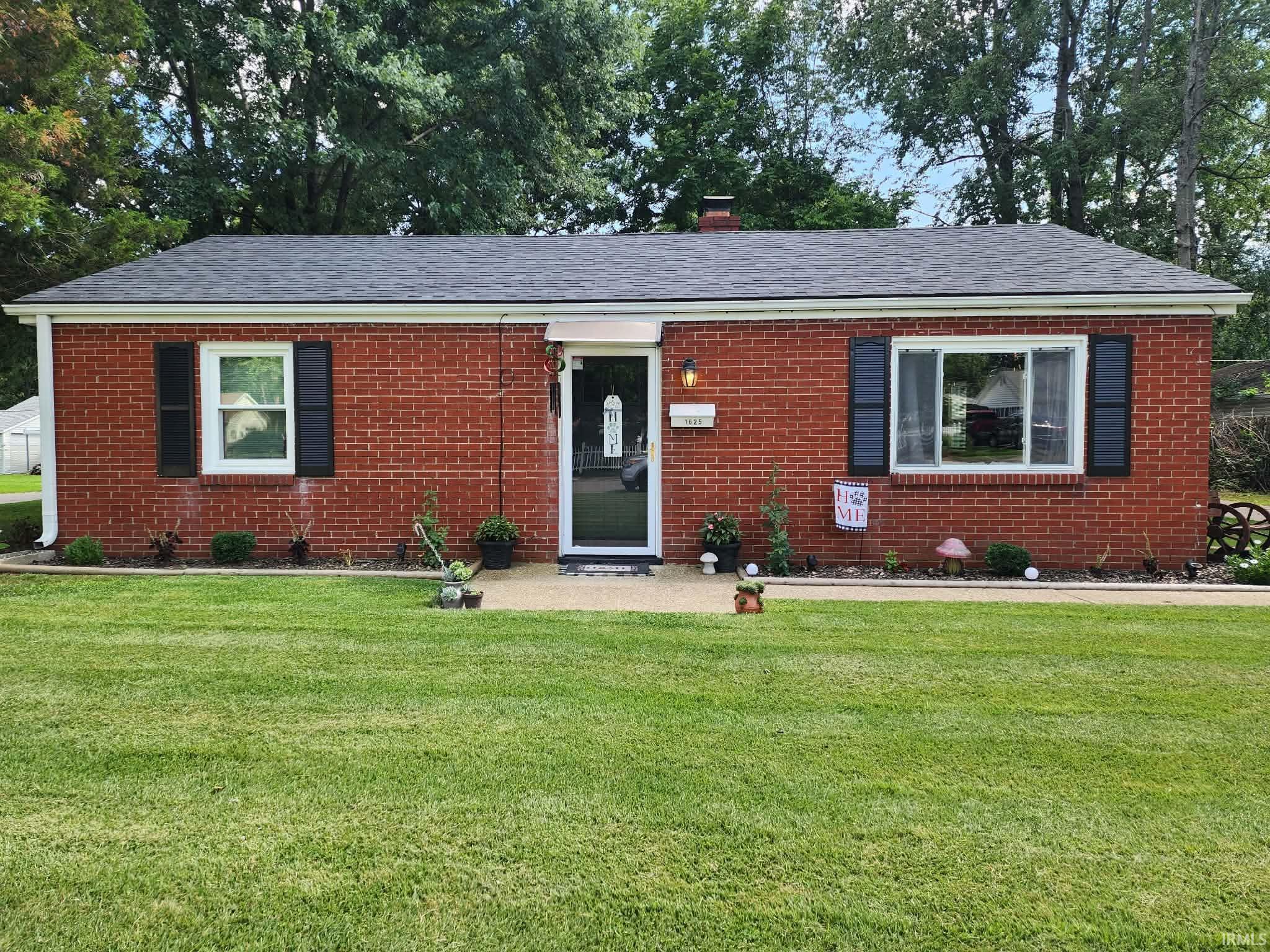 1625 Waggoner Avenue Evansville IN 47714