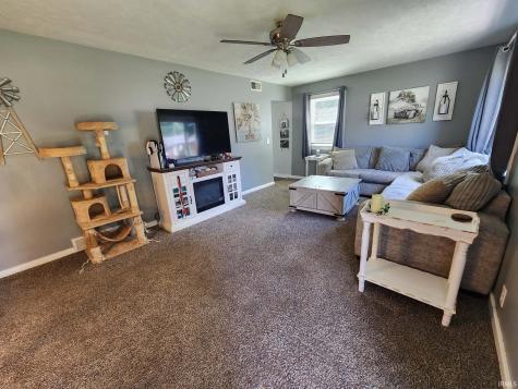 1625 Waggoner Avenue Evansville IN 47714