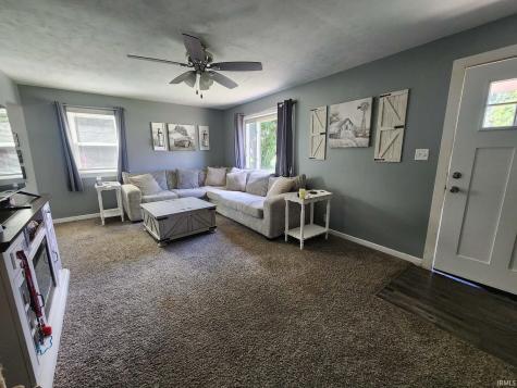 1625 Waggoner Avenue Evansville IN 47714