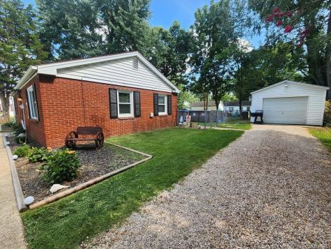 1625 Waggoner Avenue Evansville IN 47714