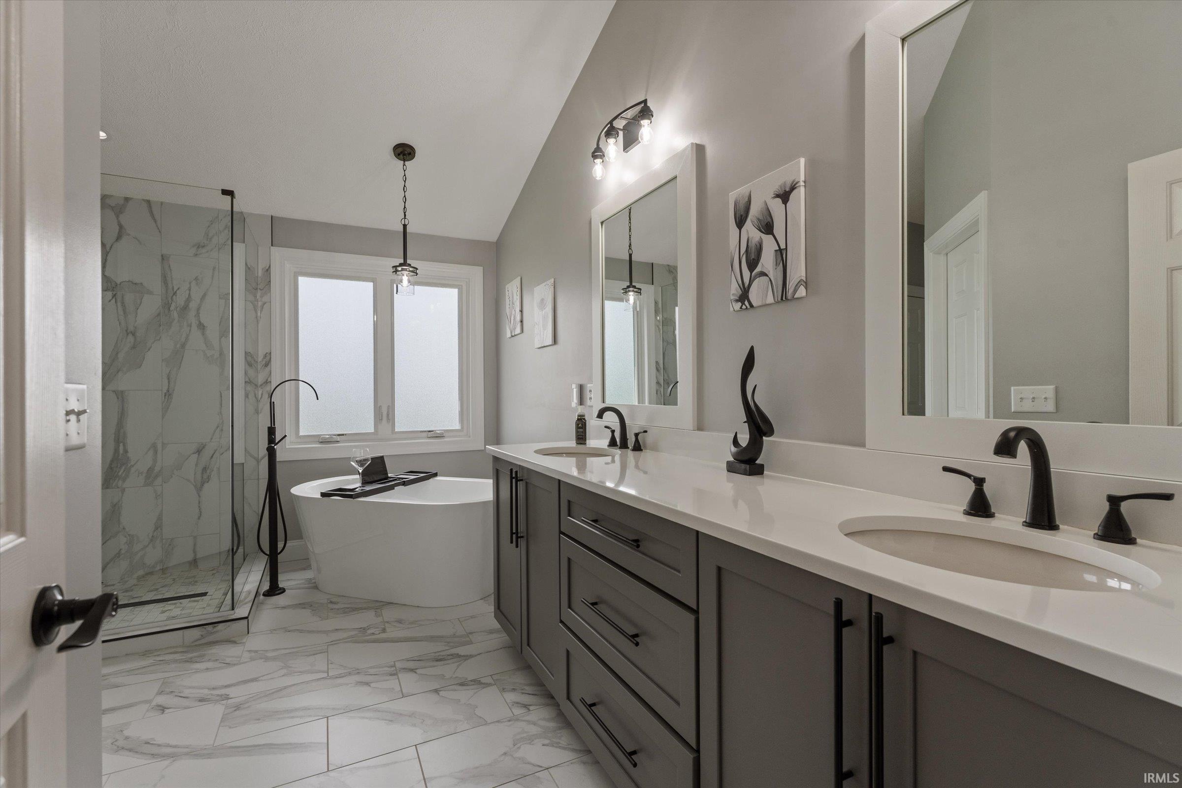 51280 Coveside Drive Granger IN 46530