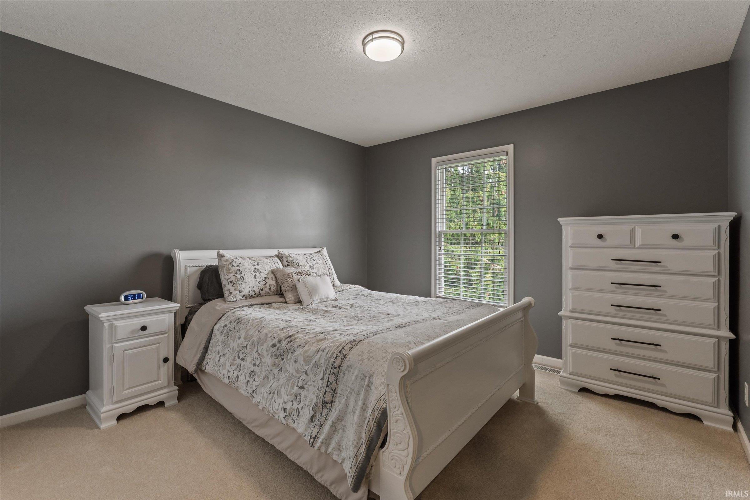 51280 Coveside Drive Granger IN 46530
