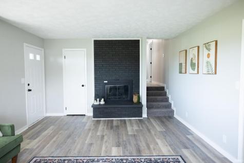 908 W Maple Drive Knightstown IN 46148