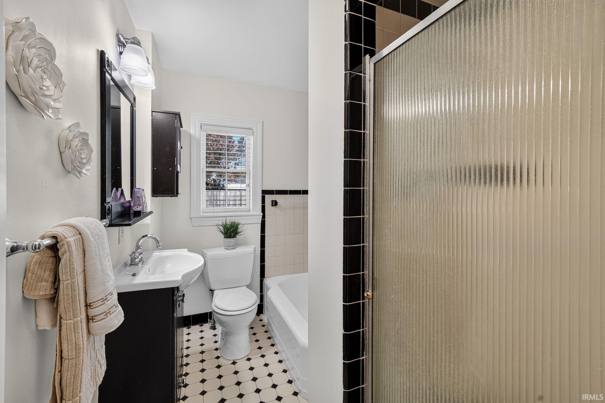 534 N Coquillard Drive South Bend IN 46617