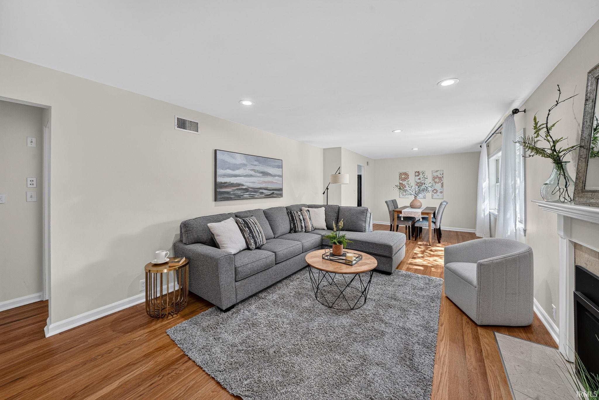534 N Coquillard Drive South Bend IN 46617