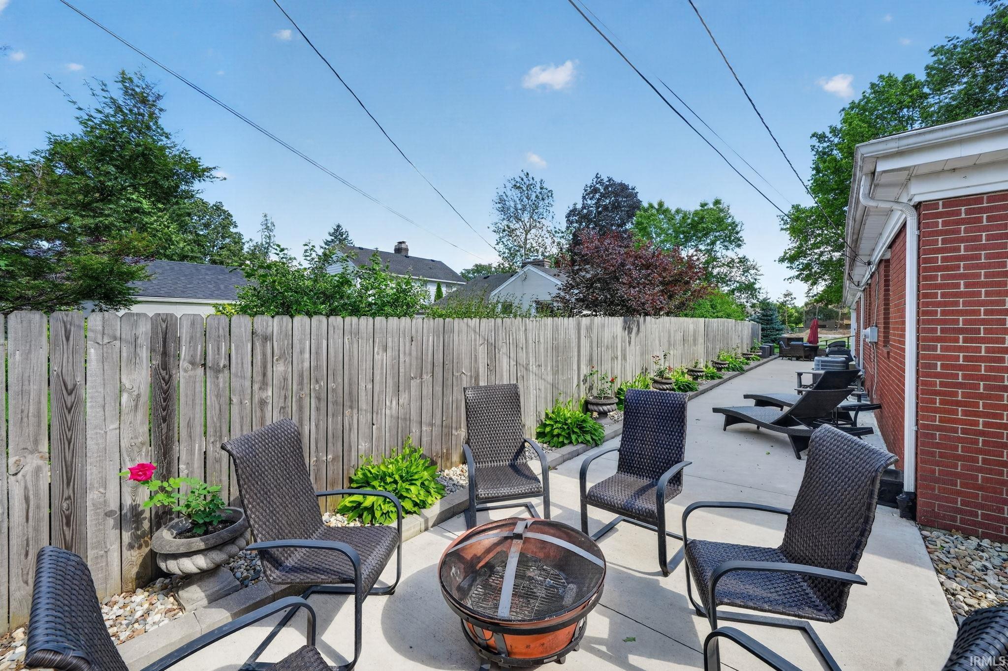 534 N Coquillard Drive South Bend IN 46617