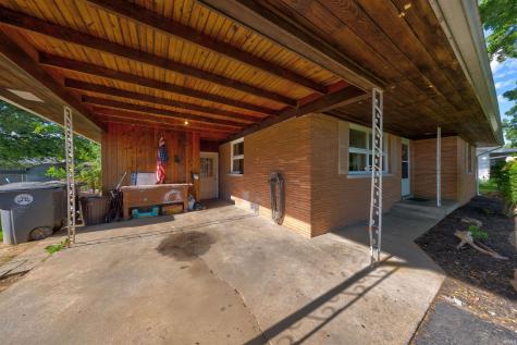 6612 E Oak Street Evansville IN 47715