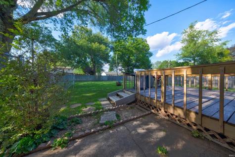 6612 E Oak Street Evansville IN 47715