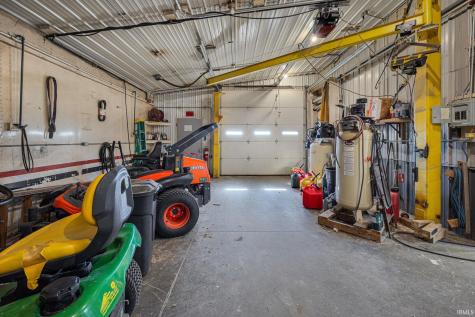 8796 S Us 231 Brookston IN 47923