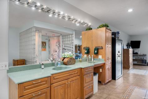 8796 S Us 231 Brookston IN 47923