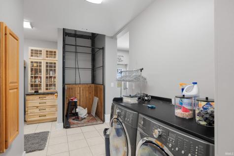 8796 S Us 231 Brookston IN 47923