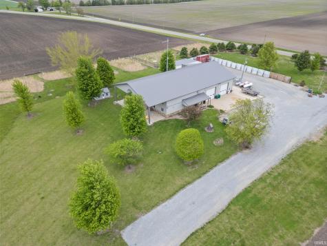 8796 S Us 231 Brookston IN 47923