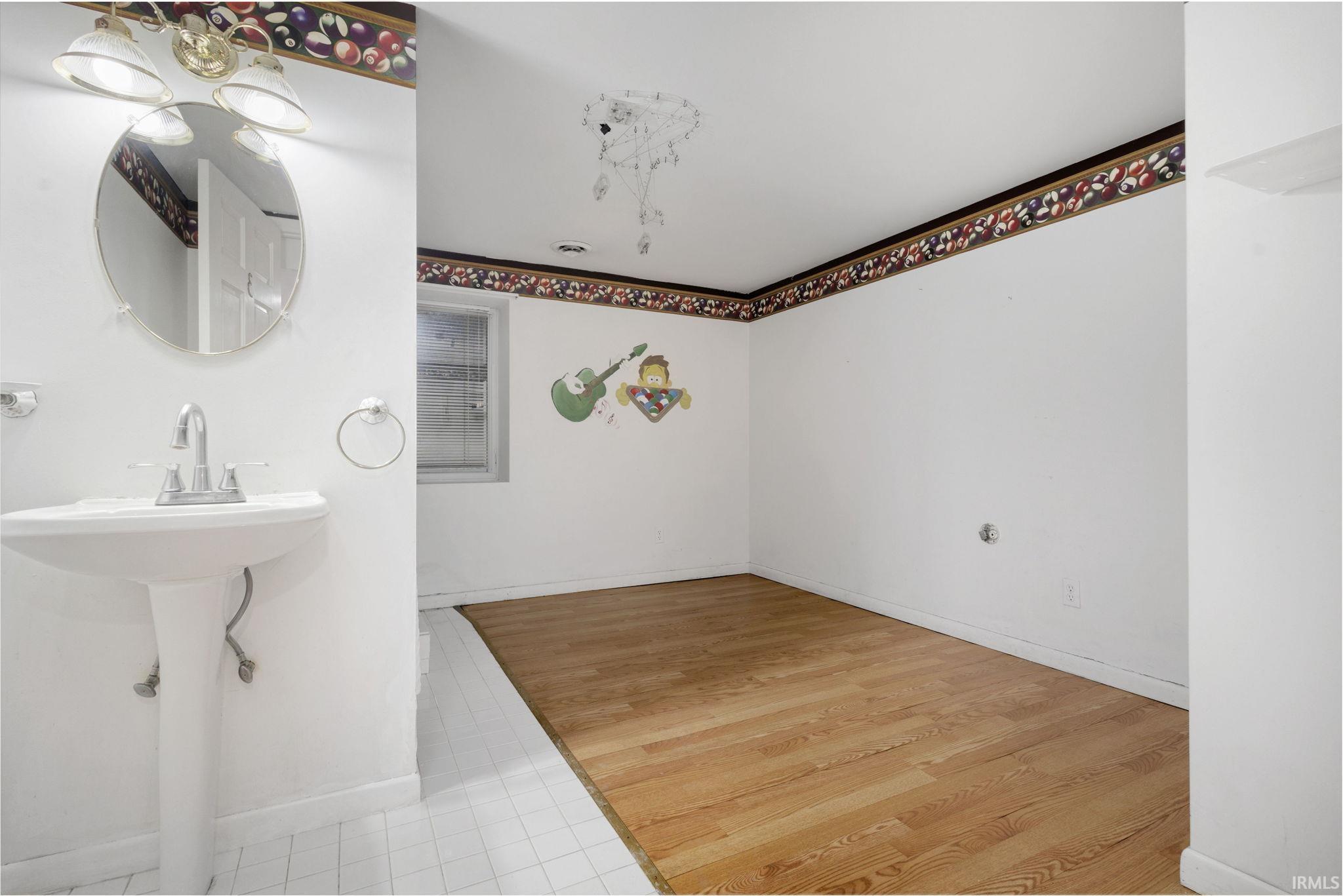 525 W Wayne Street Middlebury IN 46540