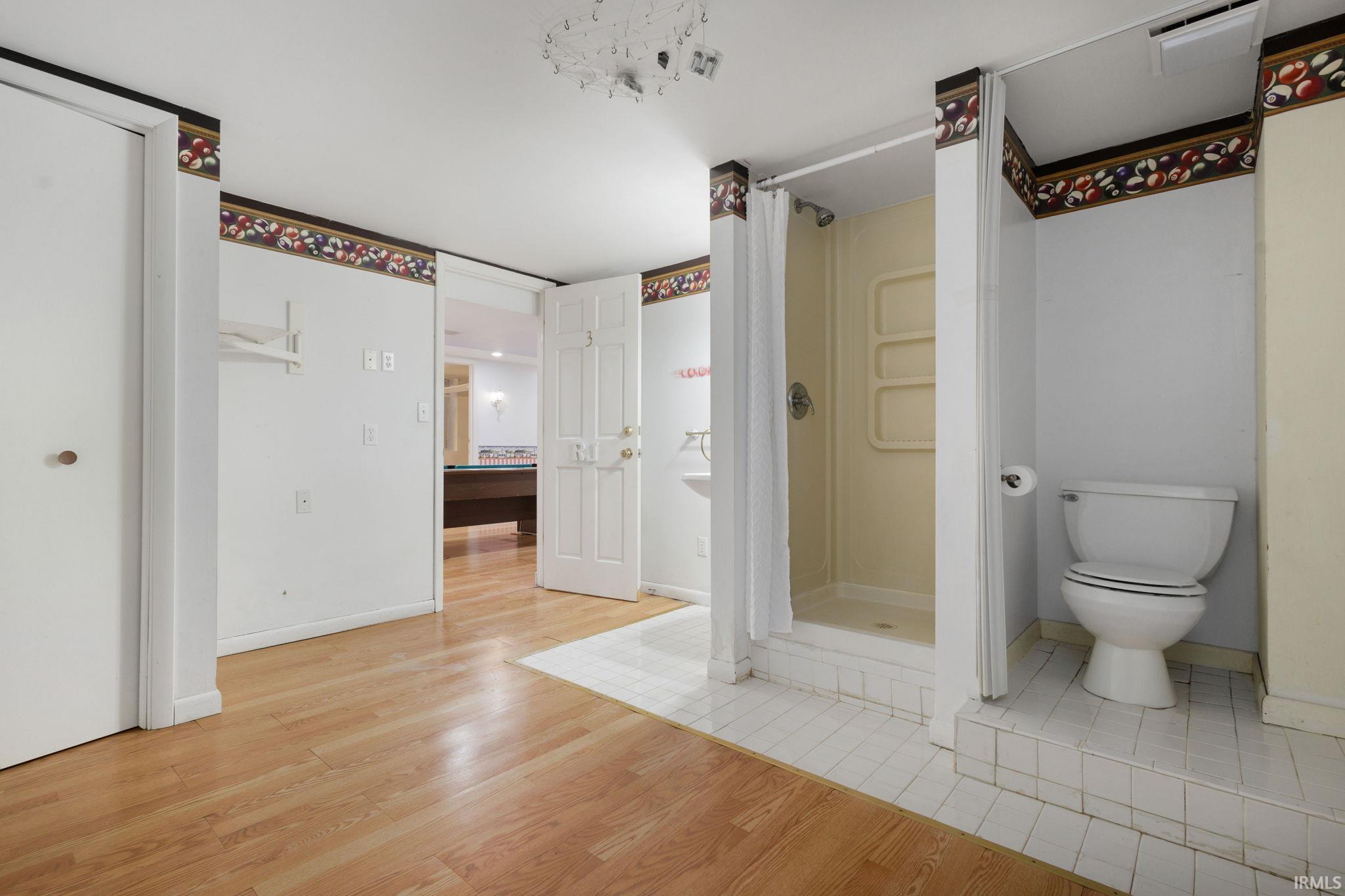 525 W Wayne Street Middlebury IN 46540
