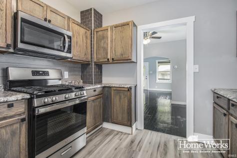 236 E Fox Street South Bend IN 46613