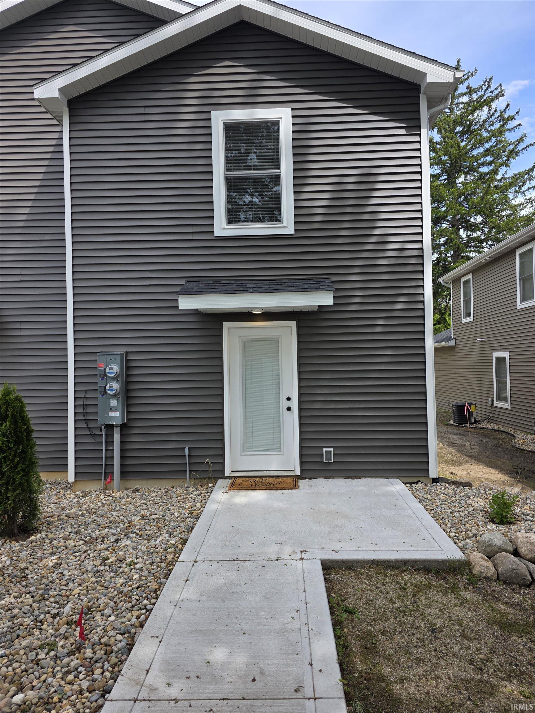 1111 Edwardsburg Avenue Elkhart IN 46514