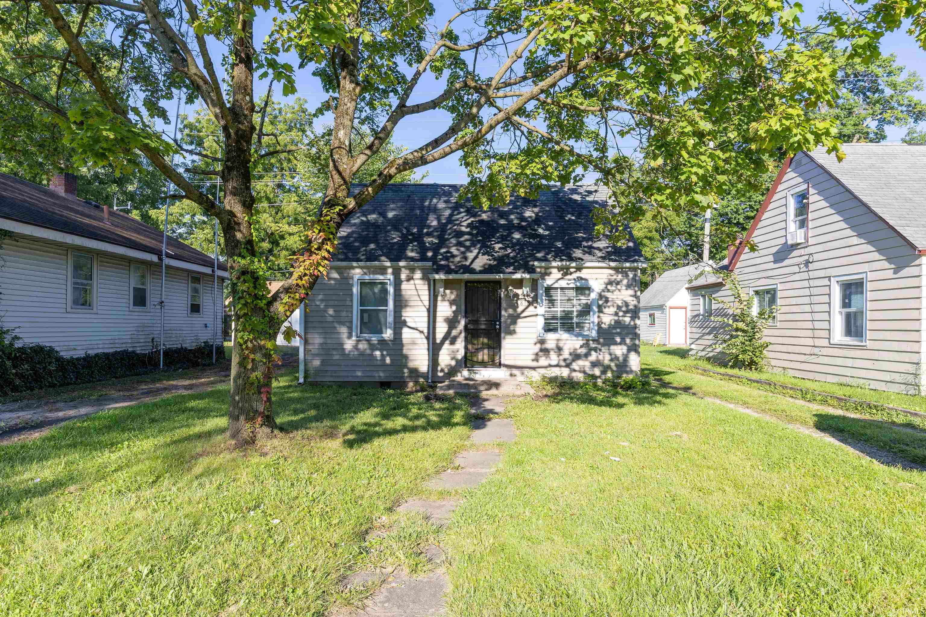 4818 Hanna Street Fort Wayne IN 46806