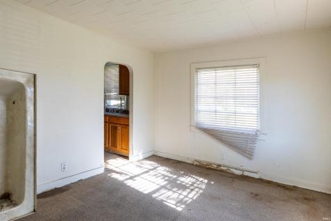 4818 Hanna Street Fort Wayne IN 46806