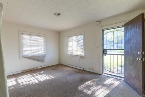 4818 Hanna Street Fort Wayne IN 46806