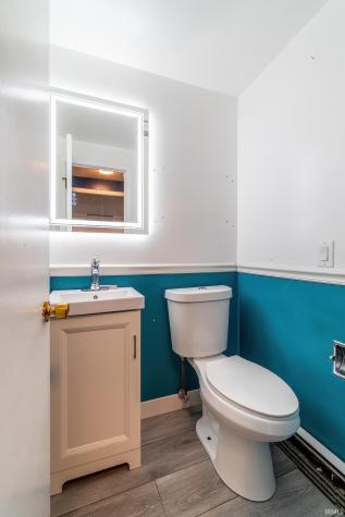 5502 Vance Avenue Fort Wayne IN 46815