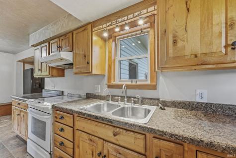 20270 Peach Road Culver IN 46511