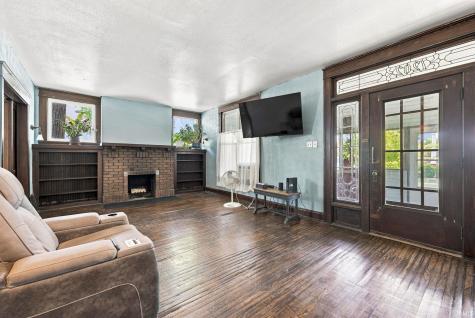 1202 E Wayne Street Fort Wayne IN 46803