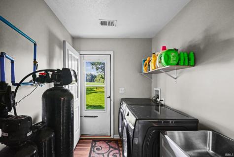 11386 W 1200 N Road Monticello IN 47960
